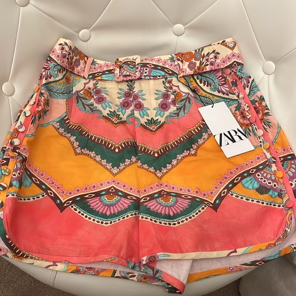 Zara linen blend printed shorts🏷💗💚 - Picture 9 of 9